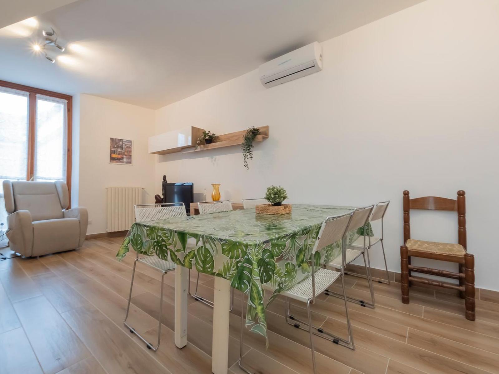 B&B La Ringhiera - Meda 43 Milaan Buitenkant foto